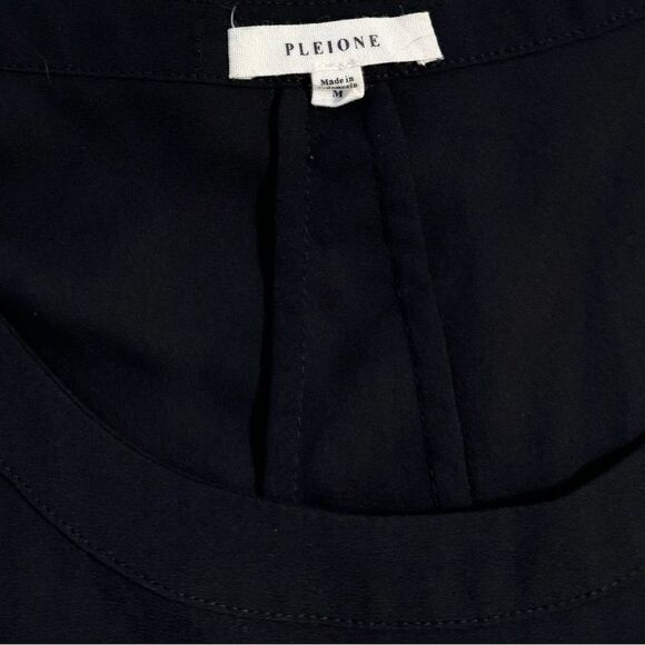 Pleione Black Cap Sleeve Blouse Size Medium - Picture 2 of 5